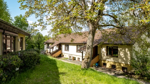 Außenansicht des Haus am See der Kinder-, Jugend- und Familienhilfe in Oberurff